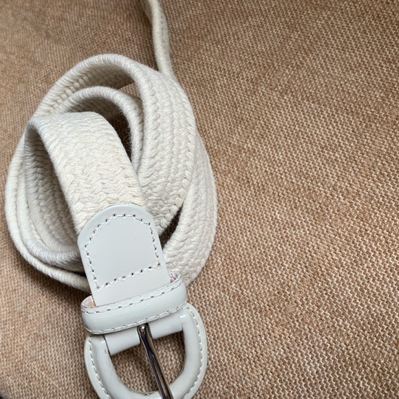 Sold 👈🏼 - Picture 3 of 3